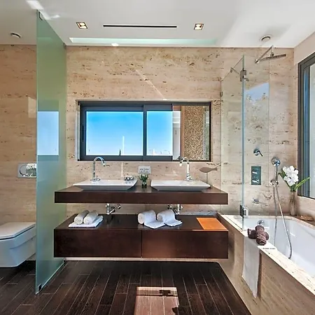Hotel Luxurious In With Private Pool 3*
